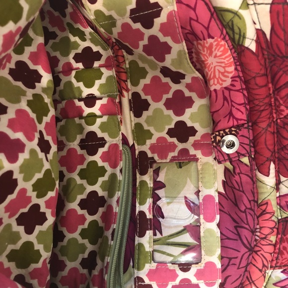 Vera Bradley overnight bag - Picture 2 of 4